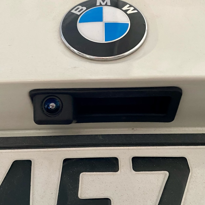 thumbnail interactive-video image 1 of Navinio Reverse Camera For BMW 3 Series (E90 E91 E92) 5 Series (E60) X5 X6 Etc. 1 of 3