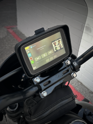 Liečiamas motociklo ekranas su Carplay ir Android Auto funkcijomis