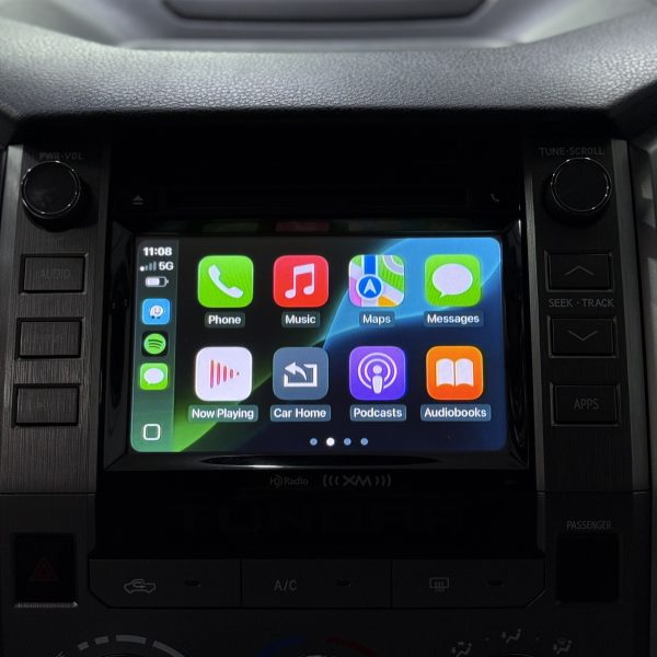 Toyota Land Cruiser Highlander Tundra Tacoma Runner Sienna Sequoia Apple Carplay Android Auto integracija