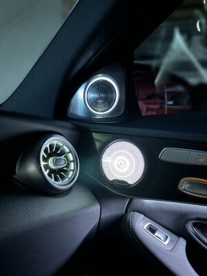 Mercedes W205 class 3D speaker
