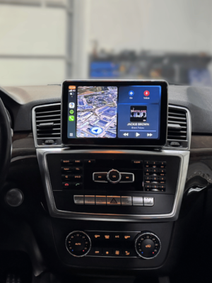 Mercedes ML Multimedia Head Unit Split Apps