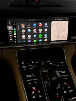 Porsche Android Auto Aktyvacija 2015 - 2022 Cayenne Macan 991 718 Cayman 981 Boxter Panamera PCM4.0 PCM5.0 Multimedijos Programavimas Regiono Keitimas Žemėlapių Naujinimas