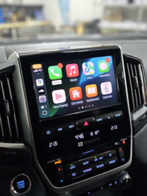carplay meniu LC200 multimedijos ekrane