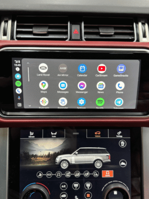 Aktyvuotas Android Auto funkcionalumas Land Rover automobilyje.