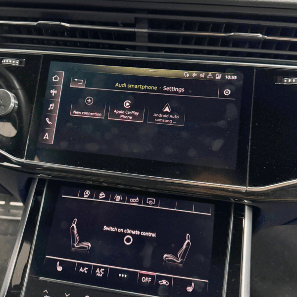 Audi automobilyje po aktyvacijos multimedijos ekrane atsirado naujos funkcijos: Apple carplay ir Android Auto pasirinkimai