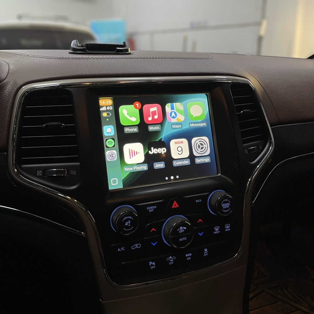 Jeep-Apple-Carplay-module-1-scaled