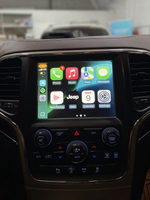Jeep-Apple-Carplay-module-scaled